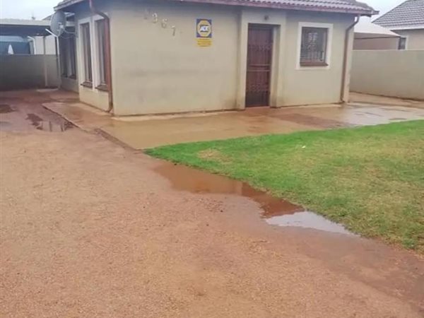 3 Bedroom House 3 Bedroom House