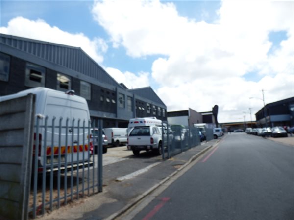 1500  m² Commercial space in Bellville Central