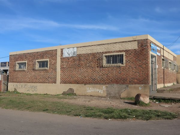 267  m² Commercial space