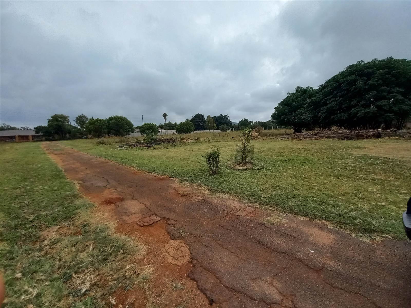 8500 m² Land available in Raslouw photo number 3