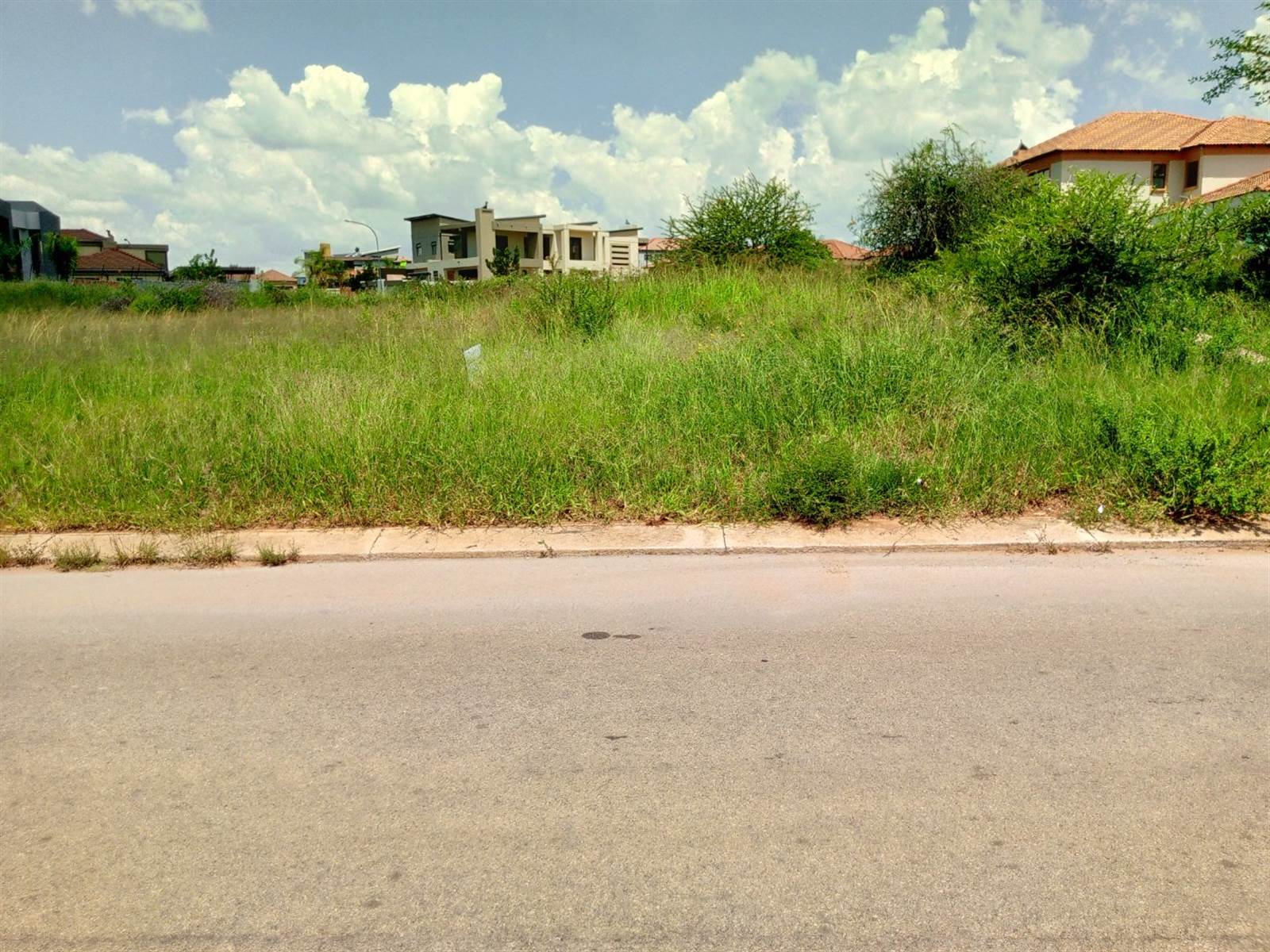 600 m² Land available in Serala View photo number 6
