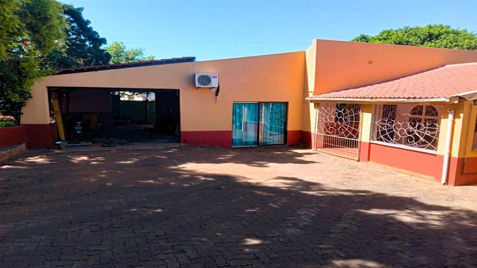 3 Bed House in Empangeni Central photo number 28