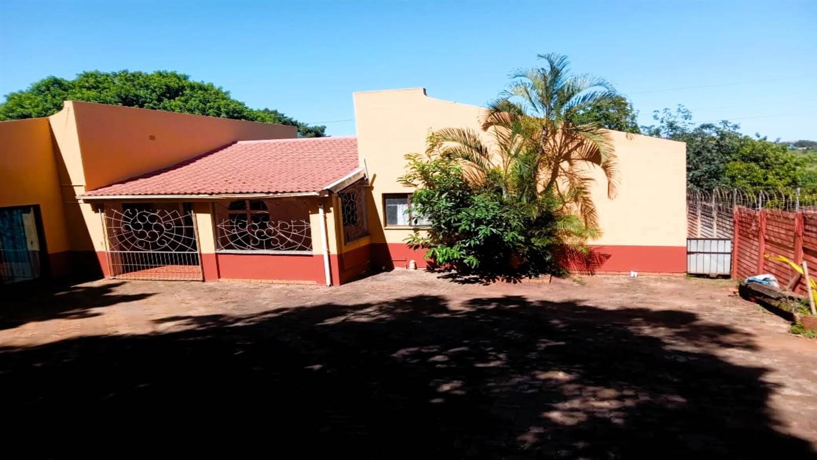 3 Bed House in Empangeni Central photo number 1