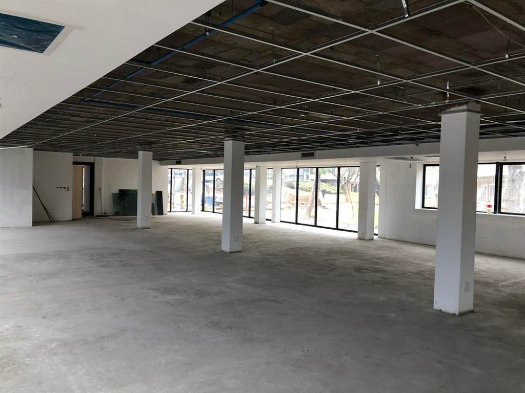 230  m² Commercial space in Woodmead photo number 4