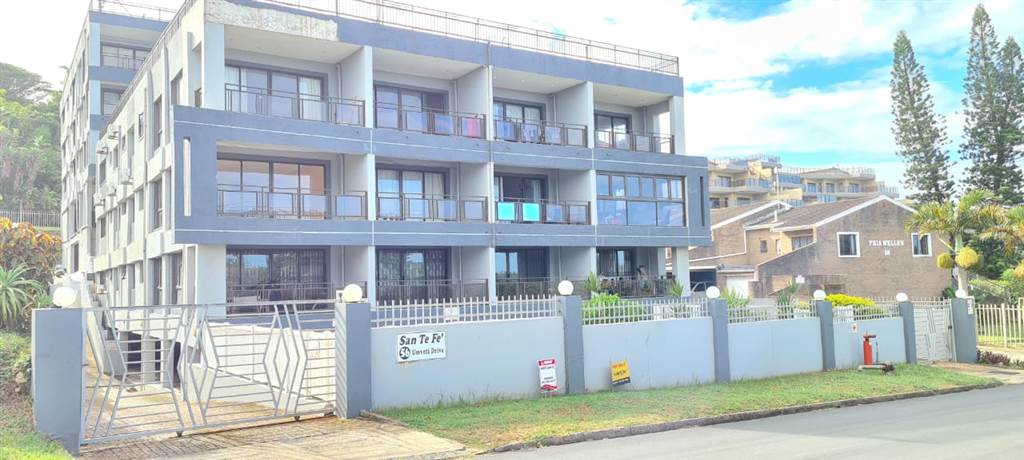 3 Bed Apartment in Blythedale Beach photo number 4