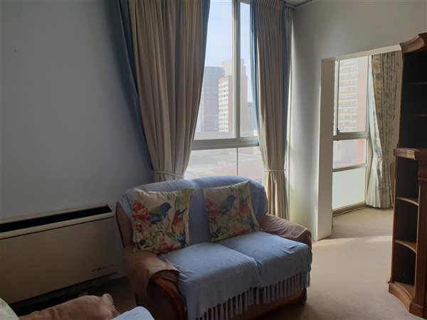 1 Bed Flat in North Beach