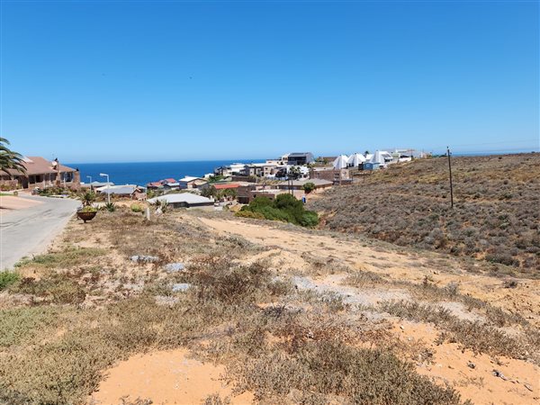 500 m² Land available in Strandfontein