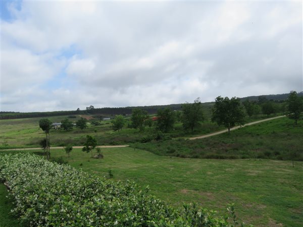 9900 m² Land available in White River