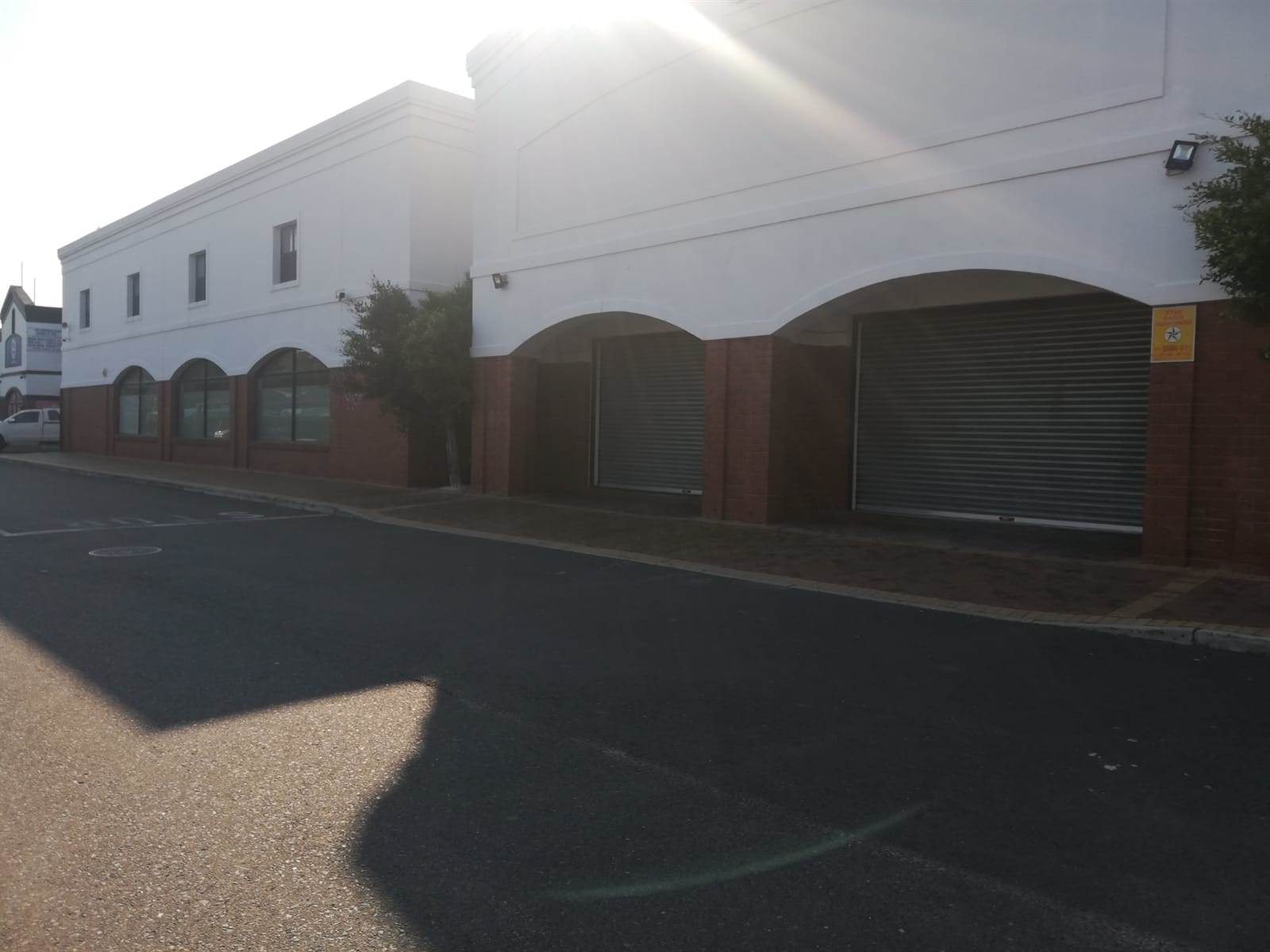 1648  m² Commercial space in Parklands photo number 28