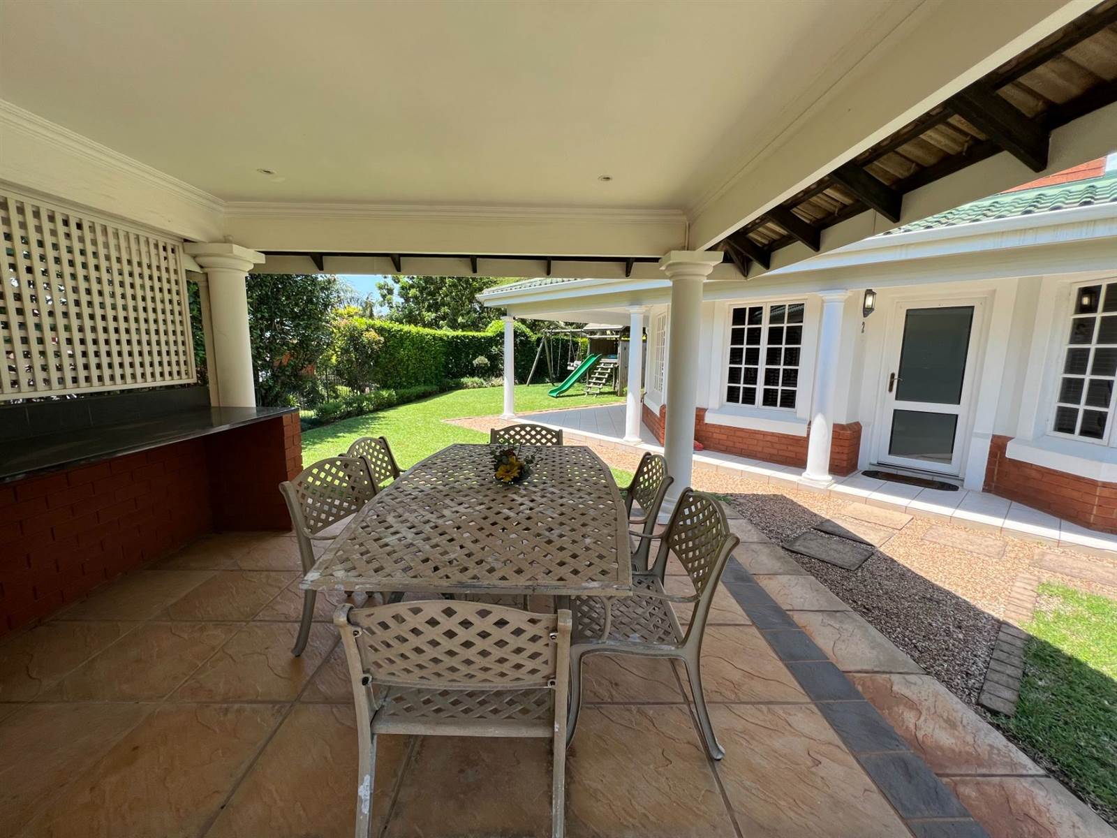3 Bed Townhouse in Mt Edgecombe Estate 1 & 2 photo number 13