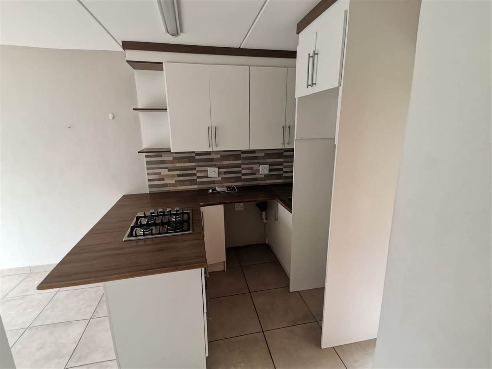 1 Bed Flat in Trichardt photo number 4