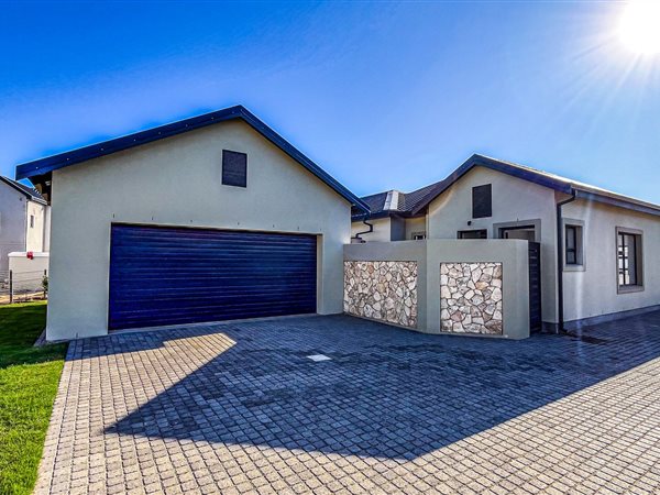 3 Bedroom House 3 Bedroom House