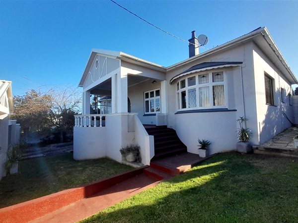 5 Bedroom House 5 Bedroom House