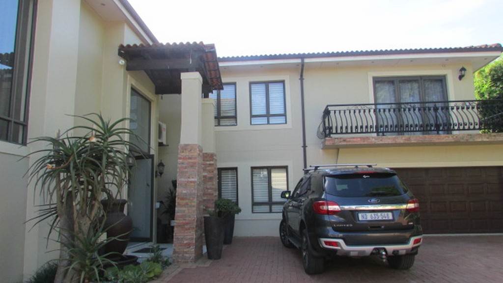 4 Bed Townhouse in Westville photo number 1