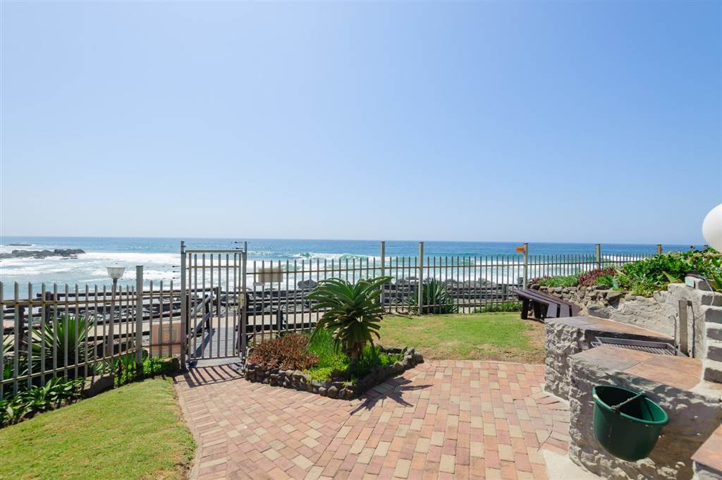 3 Bed Apartment in Ballito photo number 19