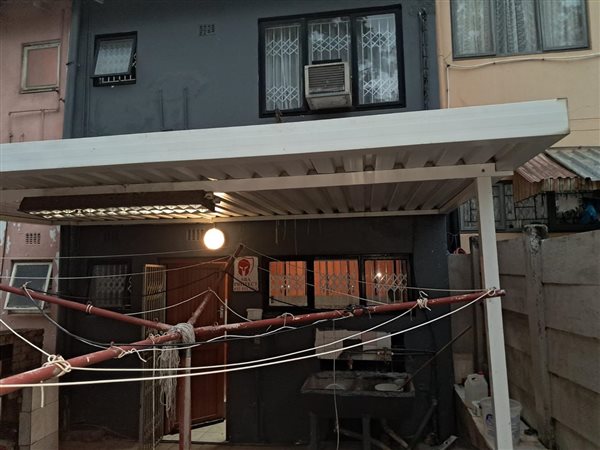 4 Bedroom House 4 Bedroom House