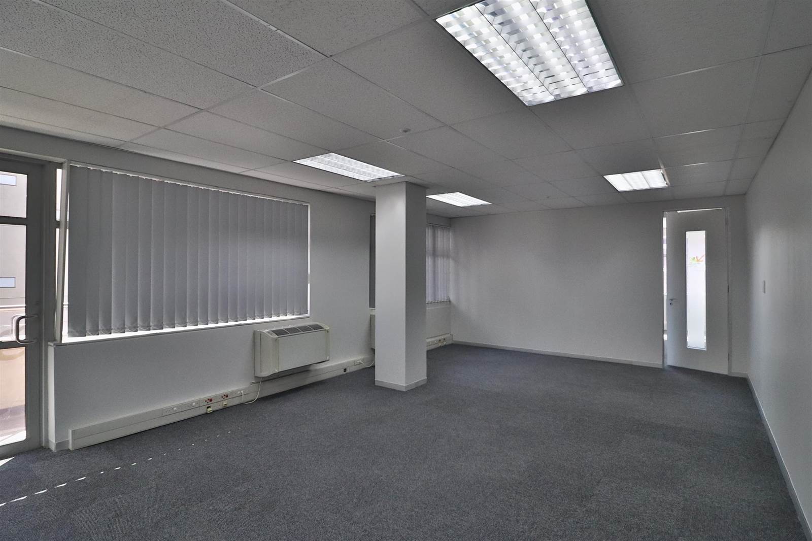 20  m² Commercial space in Sandown photo number 15
