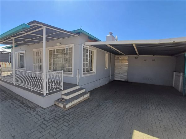2 Bed House in South Hills