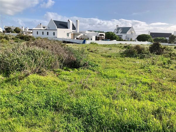 1 528 m² Land