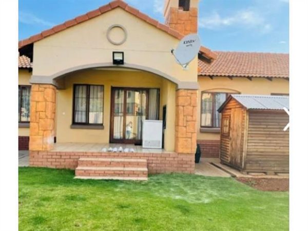 3 Bed House in Carlswald