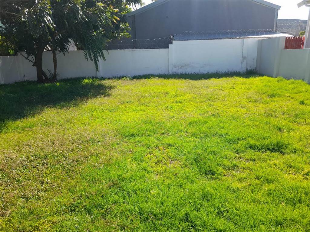 220 m² Land available in Montagu photo number 11