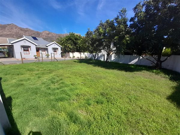220 m² Land available in Montagu