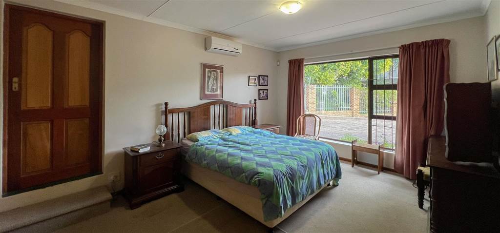 3 Bed House in Fernridge photo number 12
