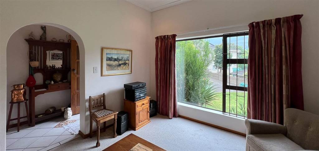 3 Bed House in Fernridge photo number 5