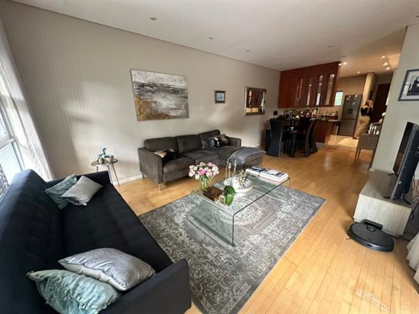 2 Bed Apartment in Oaklands