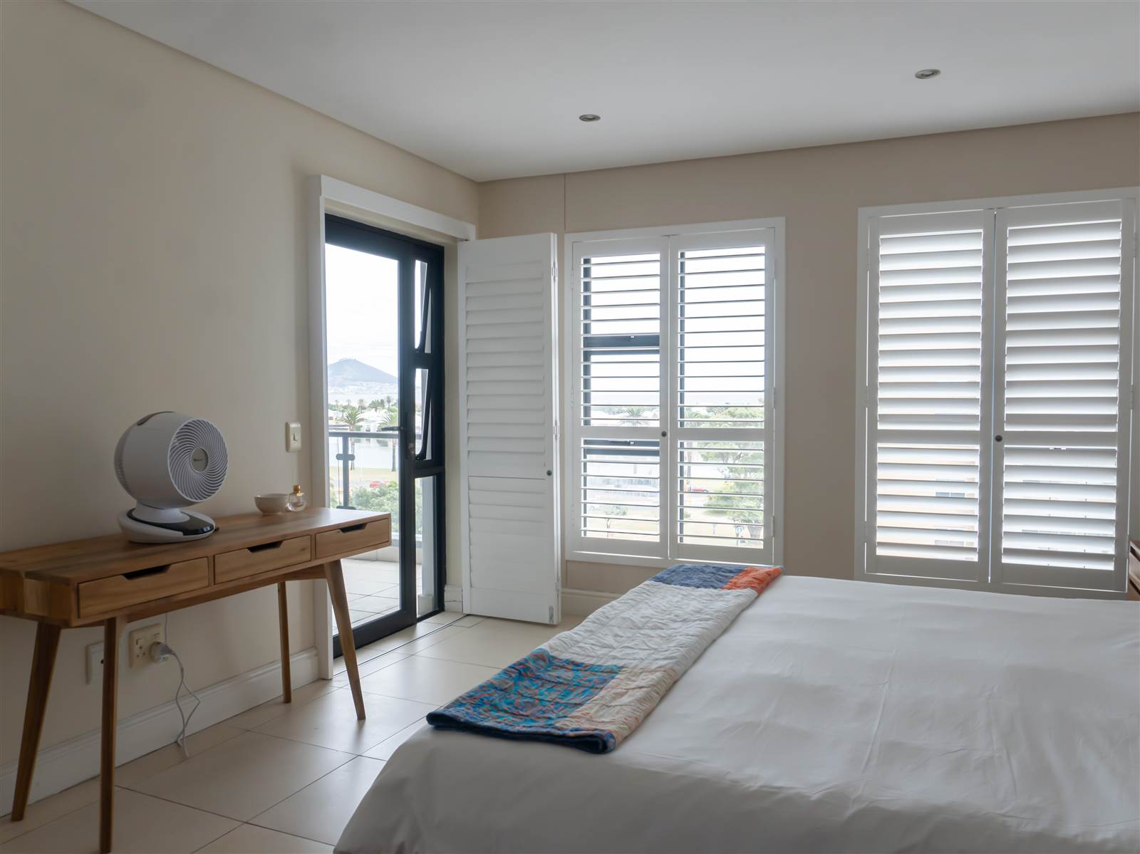3 Bed Apartment in Milnerton Central photo number 15