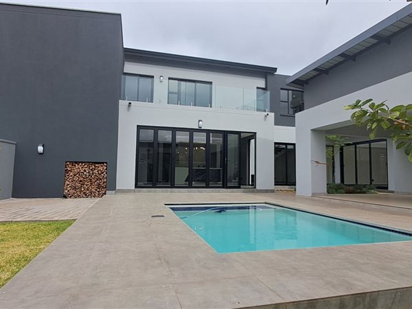 4 Bedroom House 4 Bedroom House