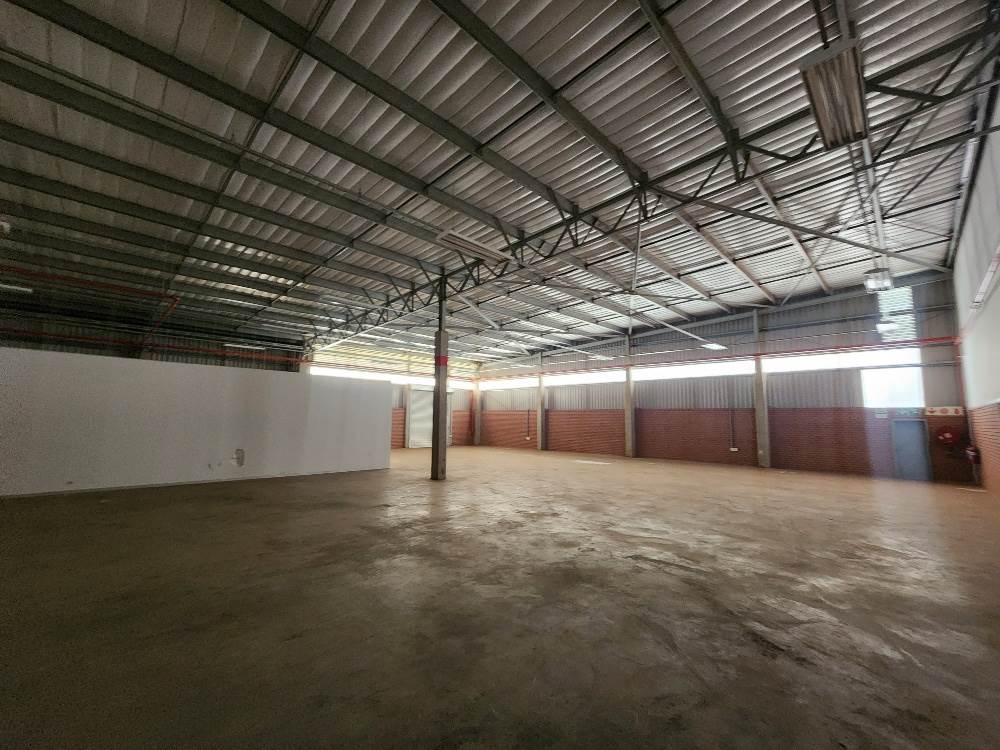 676  m² Industrial space in Olifantsfontein photo number 15