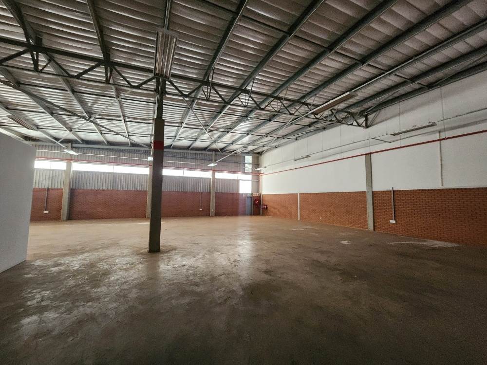 676  m² Industrial space in Olifantsfontein photo number 8