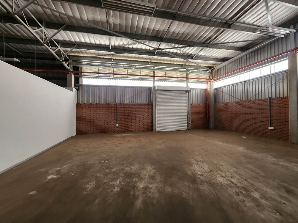 676  m² Industrial space in Olifantsfontein photo number 9