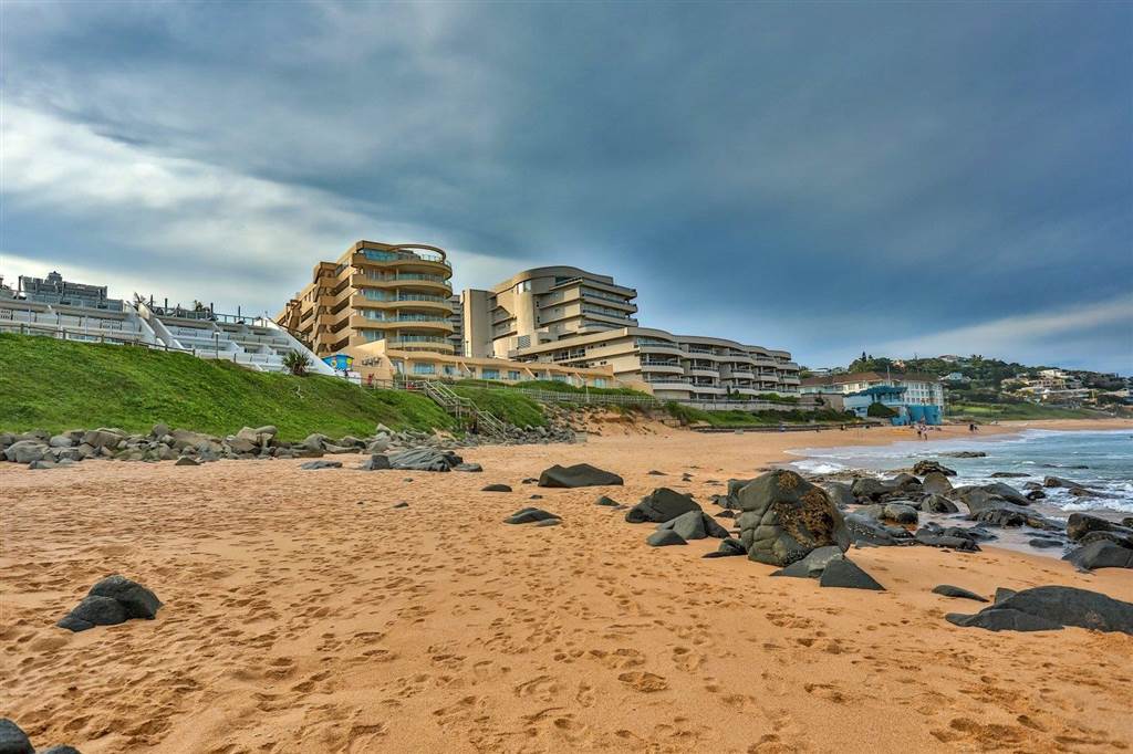 4 Bed Apartment in Ballito photo number 25
