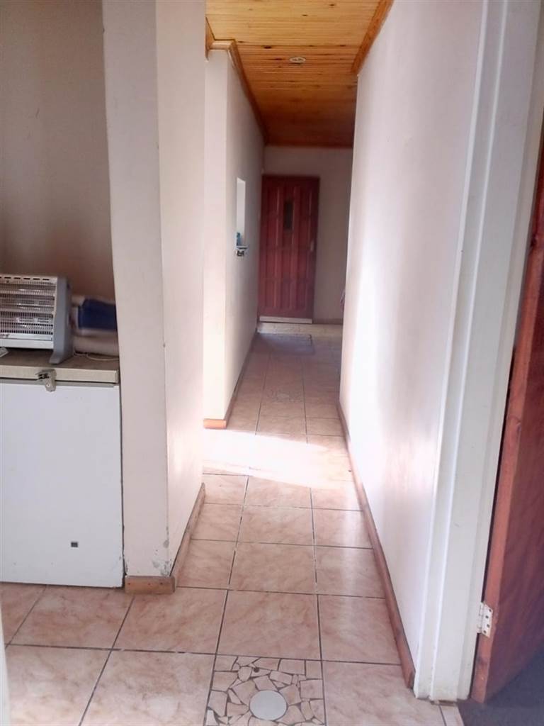 3 Bed House in Harare photo number 6