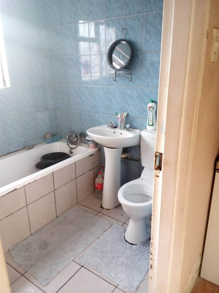 3 Bed House in Harare photo number 11