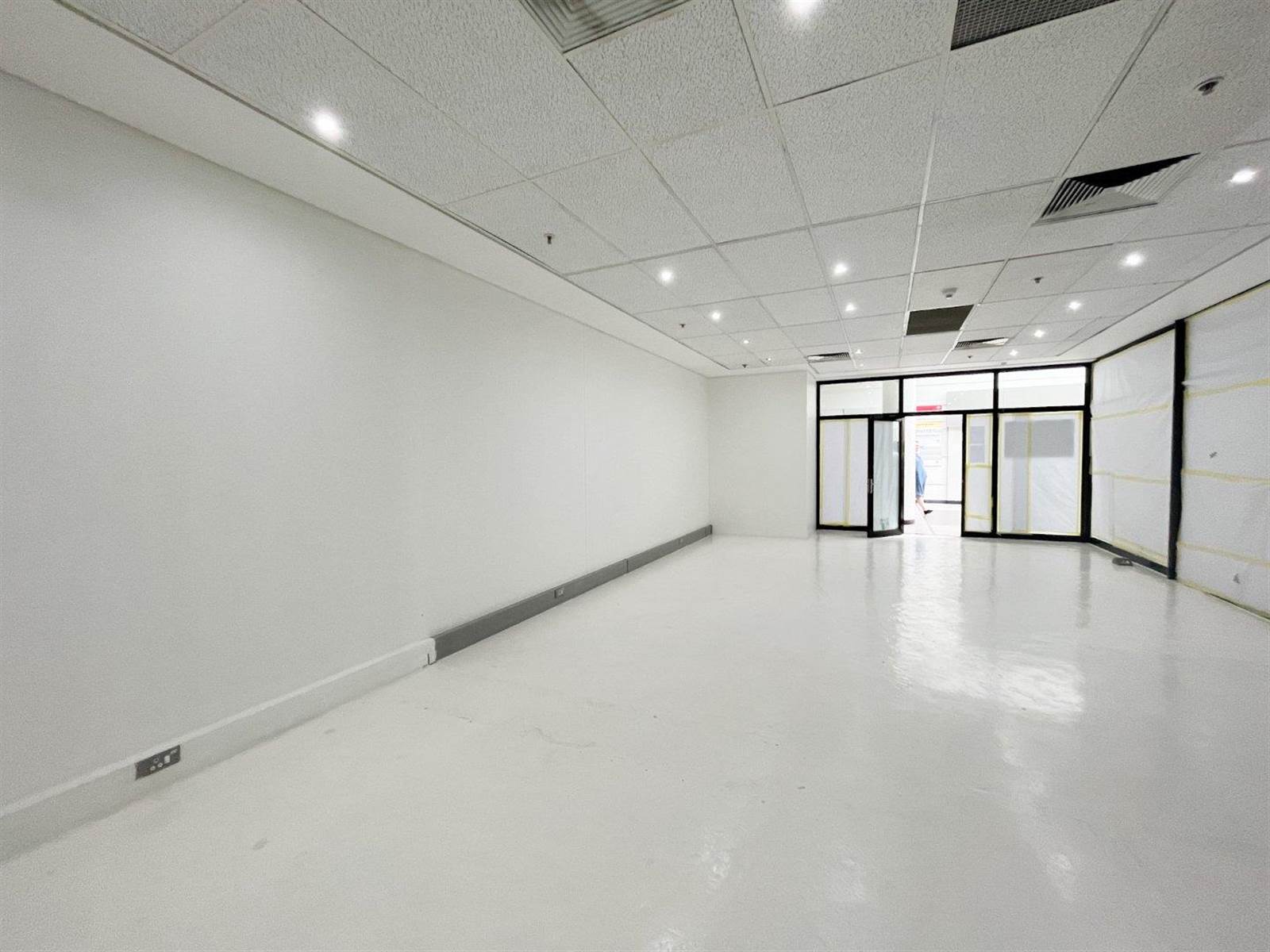 60.32  m² Retail Space in Bellville Central photo number 12