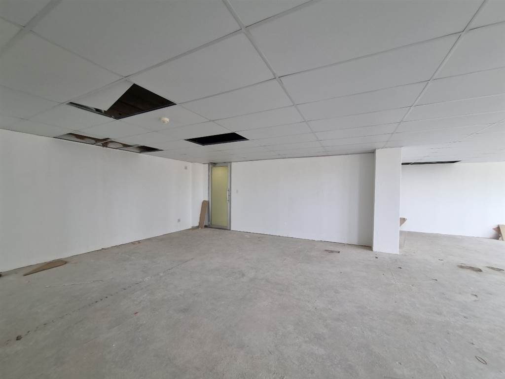 154  m² Commercial space in Hatfield photo number 5