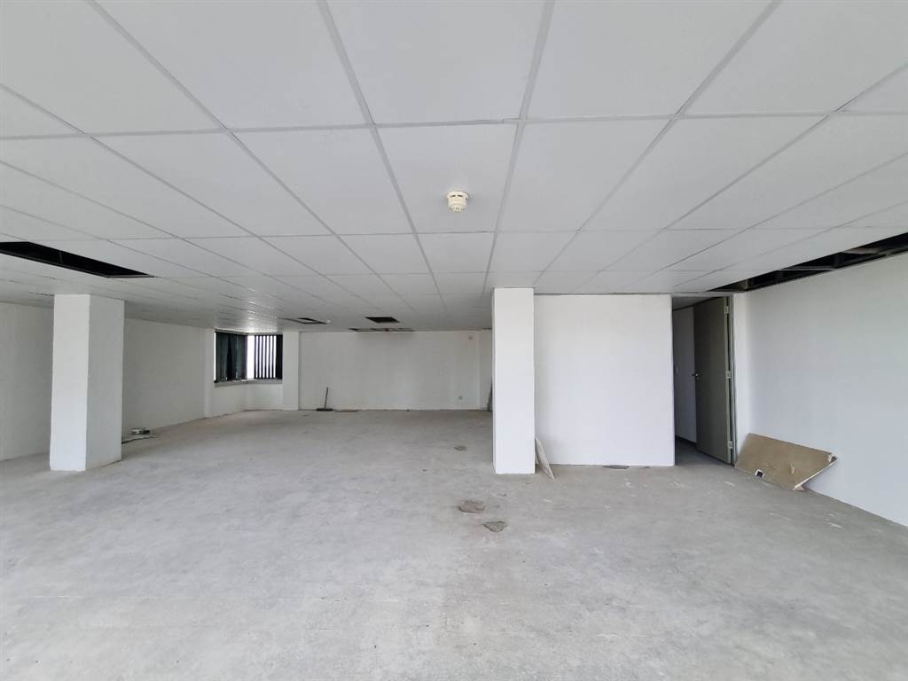 154  m² Commercial space in Hatfield photo number 10