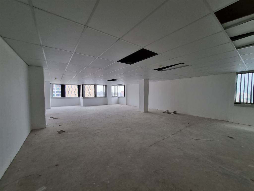 154  m² Commercial space in Hatfield photo number 9