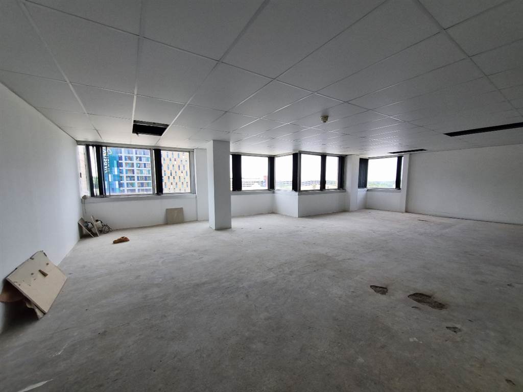 154  m² Commercial space in Hatfield photo number 14