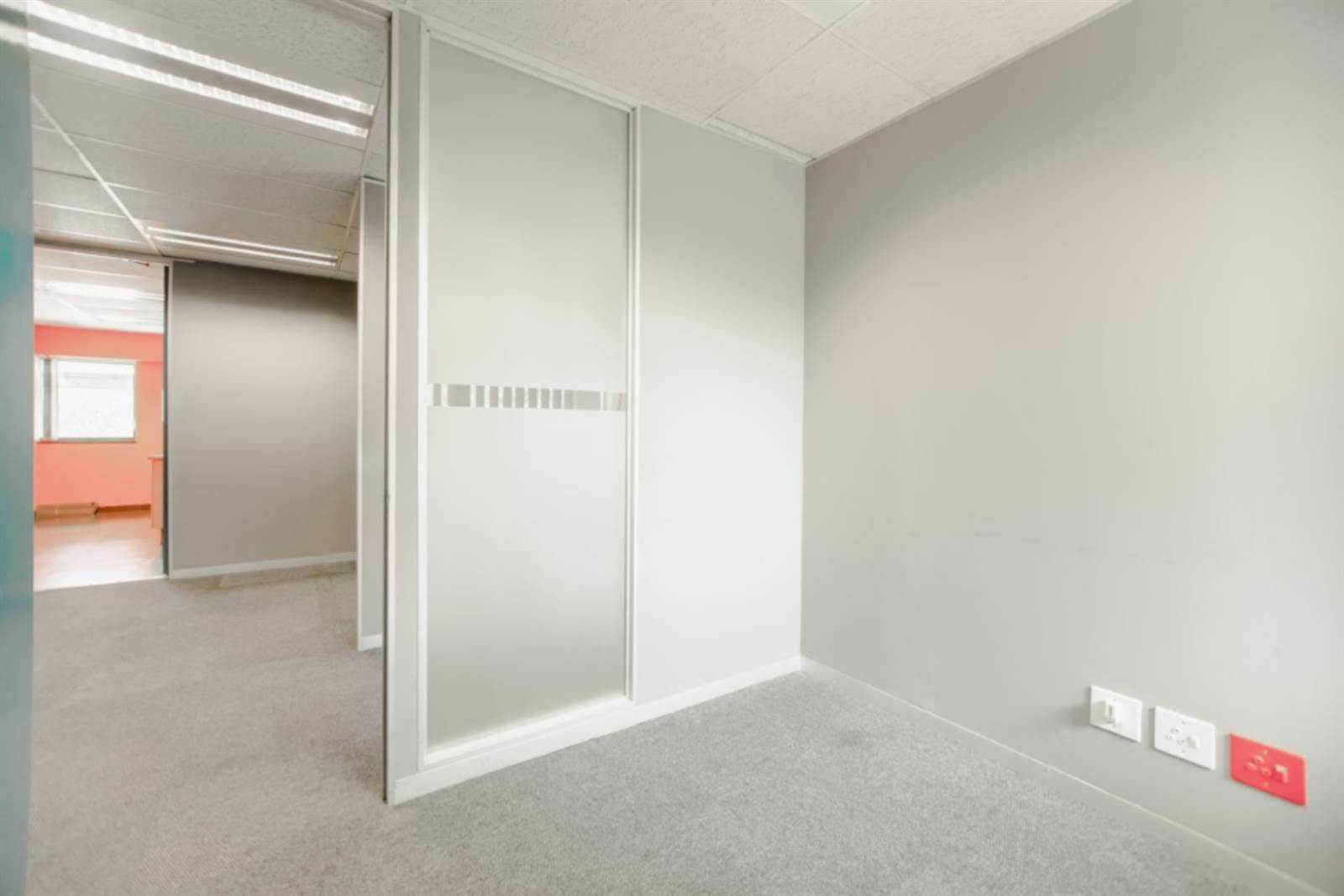 377  m² Commercial space in Randjespark photo number 5