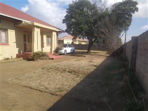 2 Bed House in Geluksdal