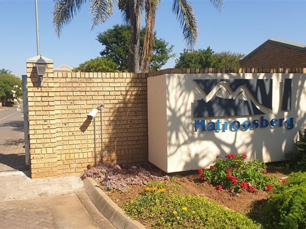 2 Bedroom Townhouse