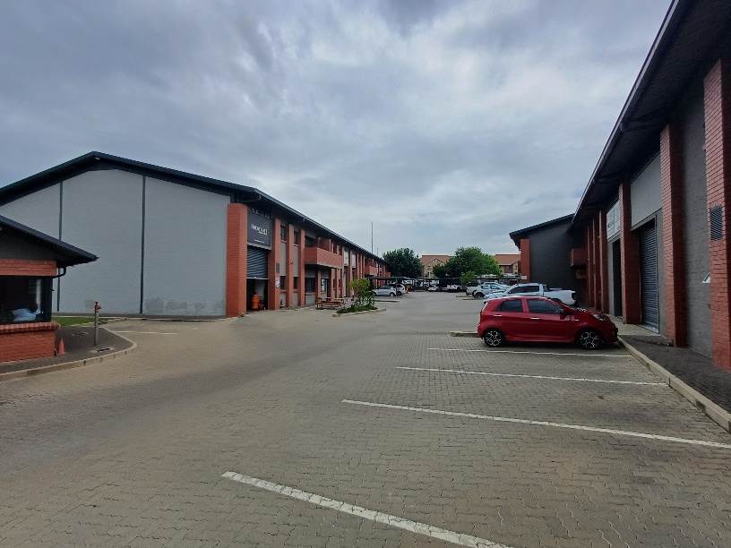 281  m² Industrial space in Highveld photo number 20