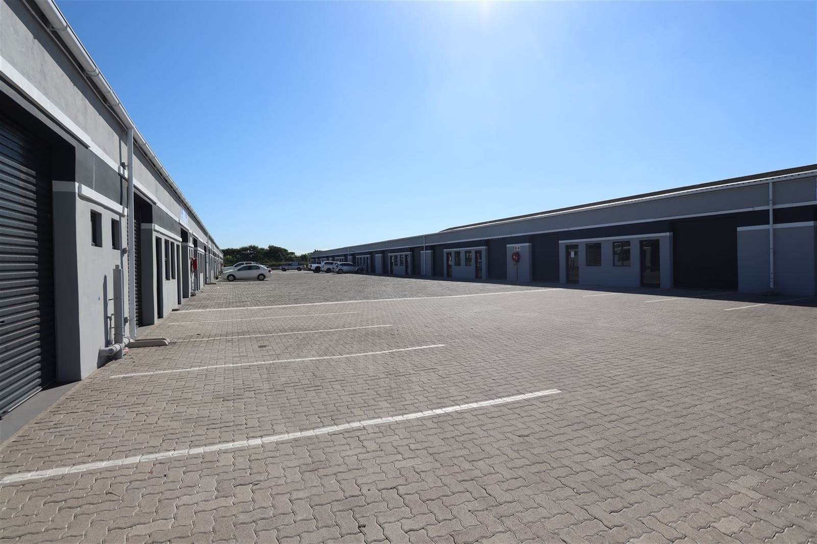 64  m² Commercial space in Alton photo number 7