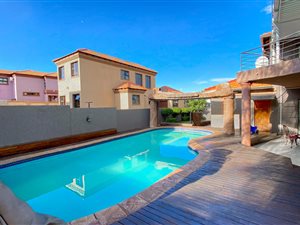 6 Bed House in Amandasig