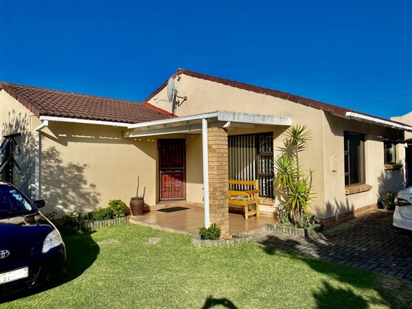 3 Bedroom House 3 Bedroom House