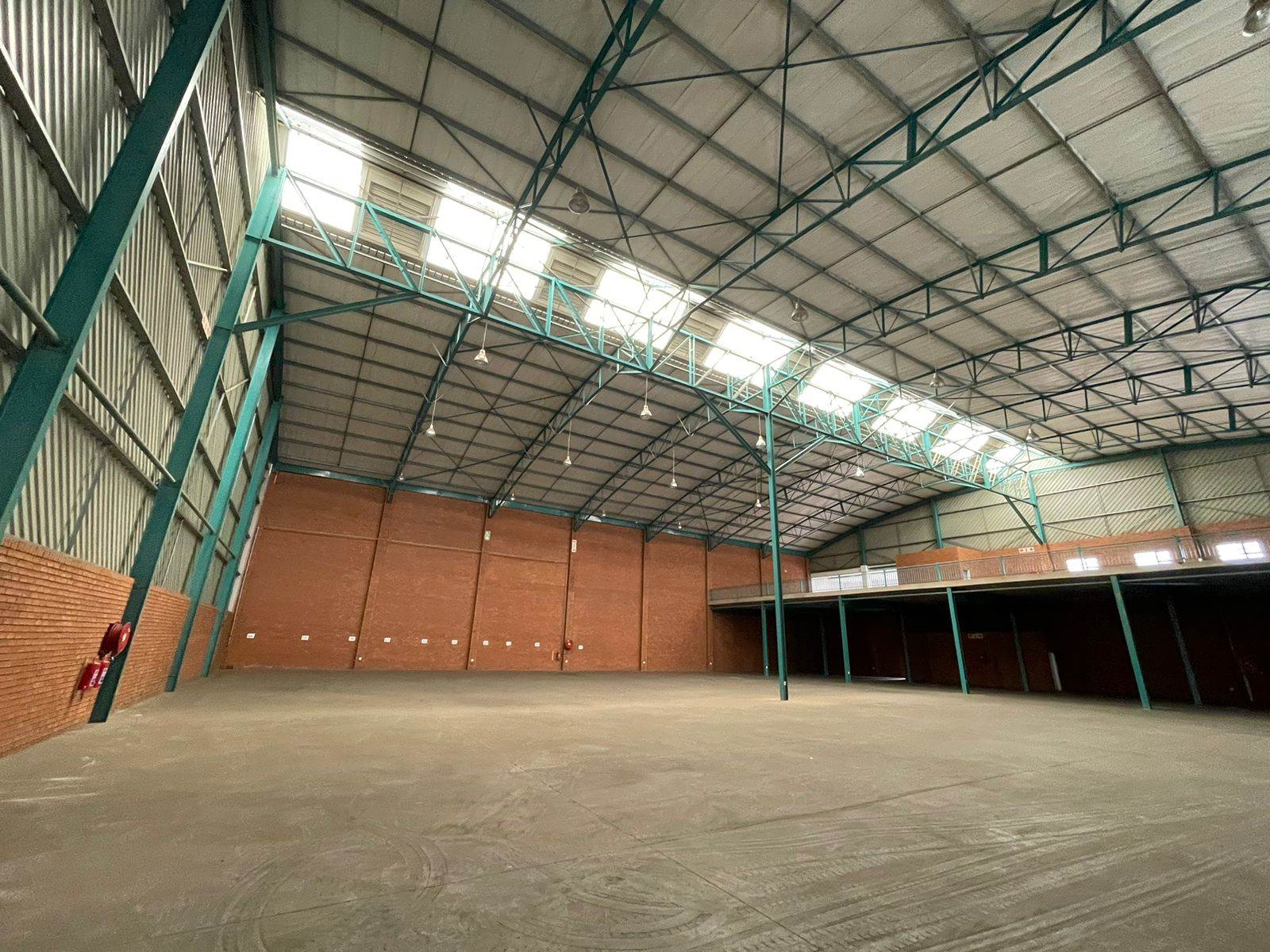 2270  m² Industrial space in Pomona photo number 10